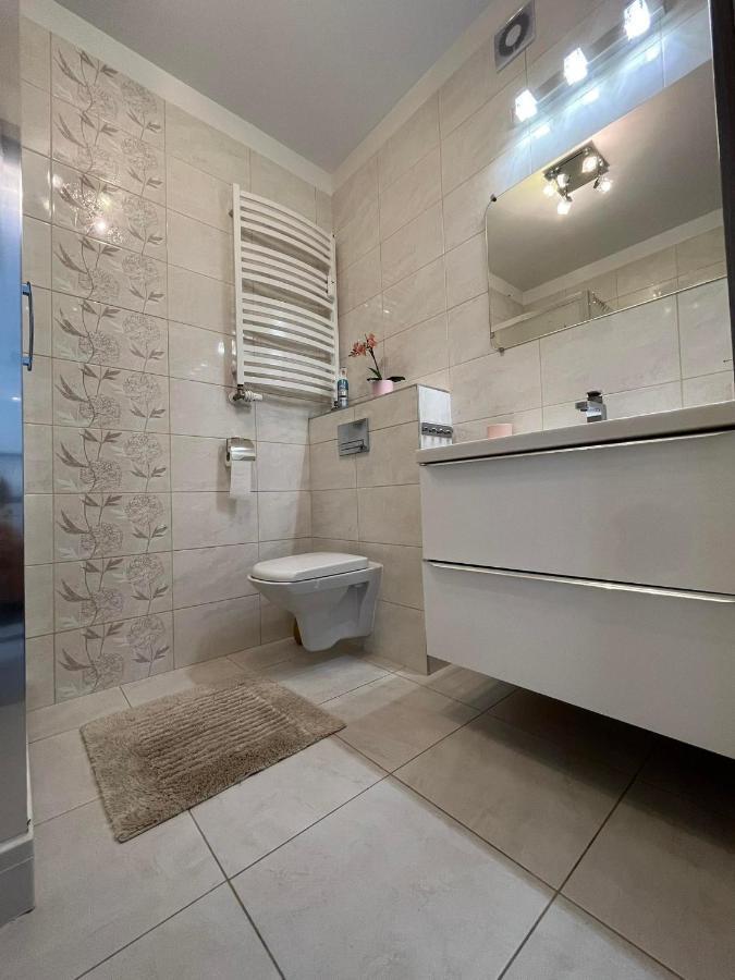 Apartament Premium Miodowy Dom Apartment Kolobrzeg Exterior photo